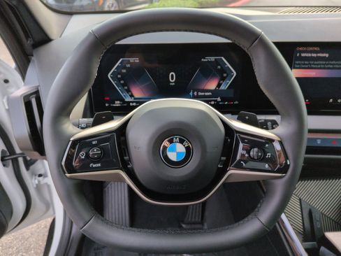 Used 2025 BMW X3 xDrive30i w/ Convenience Package image 18