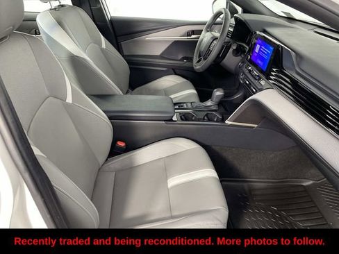 Used 2025 Toyota Camry SE w/ Convenience Package AWD/4WD image 11