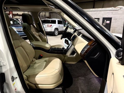 Used 2020 Land Rover Range Rover AWD/4WD image 26