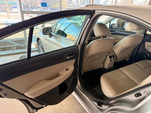Used 2016 Subaru Legacy 2.5i Limited image 12