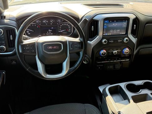 Used 2021 GMC Sierra 1500 Elevation w/ LPO, Elevation Black Package AWD/4WD image 8