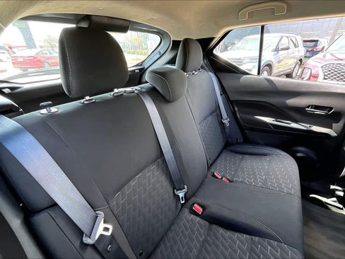 Certified 2023 Nissan Kicks SV image 19
