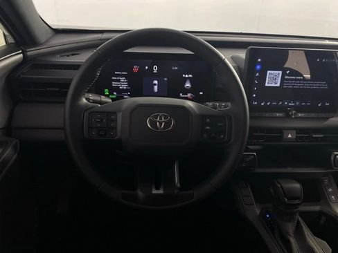 Used 2026 Toyota RAV4 SE w/ Convenience Package AWD/4WD image 20