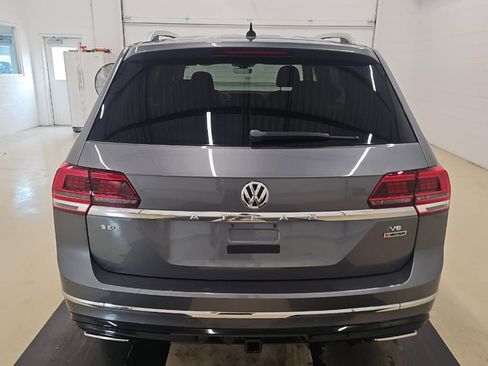 Used 2019 Volkswagen Atlas SEL R-Line AWD/4WD image 5