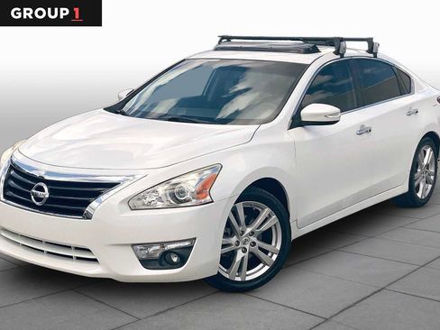 Used 2014 Nissan Altima 3.5 SL w/ Technology Package FWD image 1