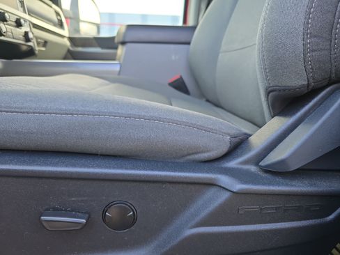 Used 2023 Ford F250 XLT w/ XLT Premium Package image 14