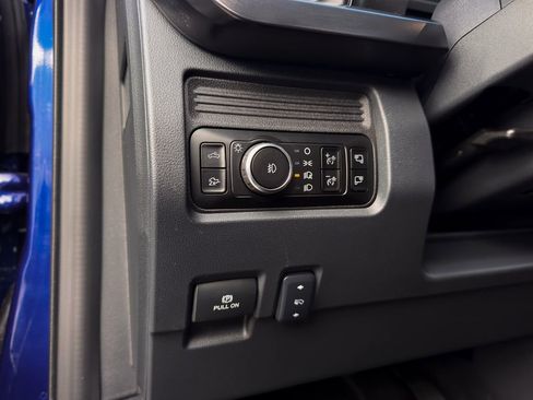 New 2026 Ford F250 Lariat w/ Black Appearance Package image 63