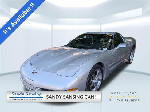 Used 2004 Chevrolet Corvette Coupe RWD image 1