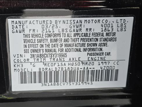 Certified 2025 Nissan Sentra SV FWD image 33