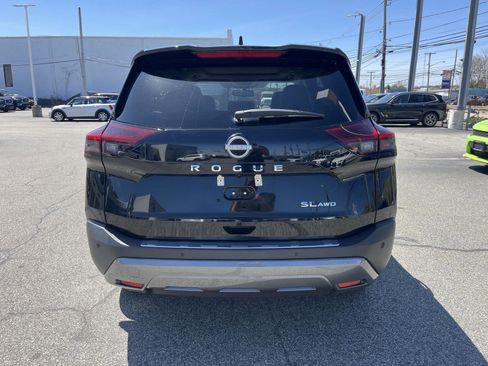 Used 2023 Nissan Rogue SL w/ SL Premium Package AWD/4WD image 5
