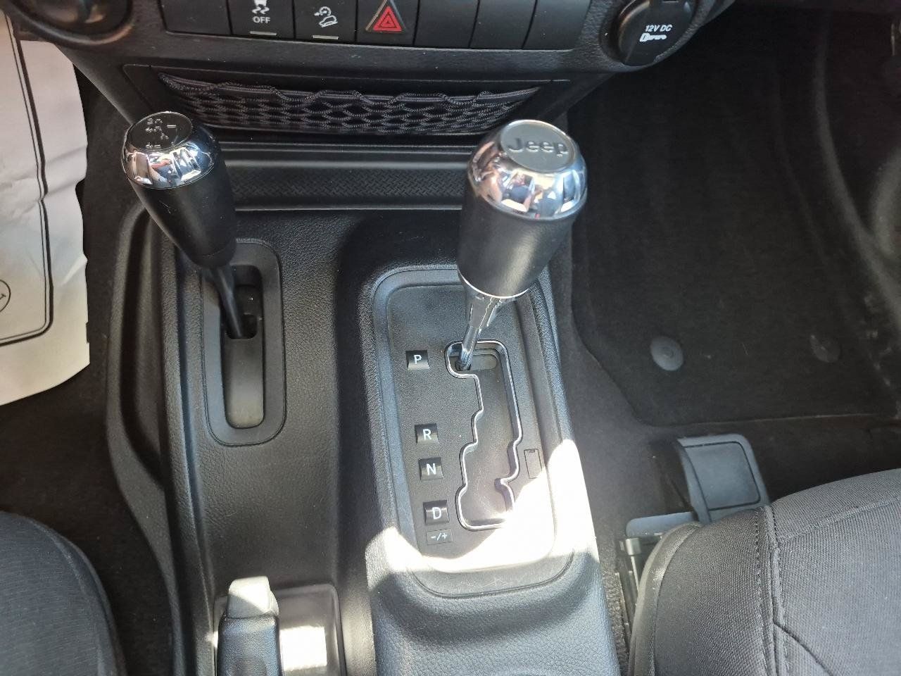 Used 2014 Jeep Wrangler Sport w/ Quick Order Package 24S AWD/4WD image 18