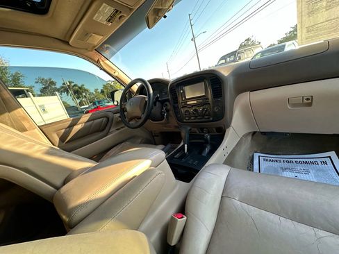 Used 1998 Toyota Land Cruiser image 10