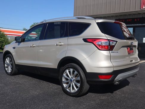 Used 2017 Ford Escape Titanium AWD/4WD image 16
