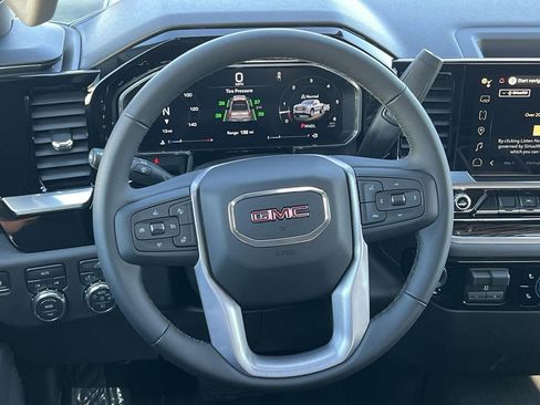 New 2026 GMC Sierra 1500 Elevation w/ LPO, Elevation Black Package image 12