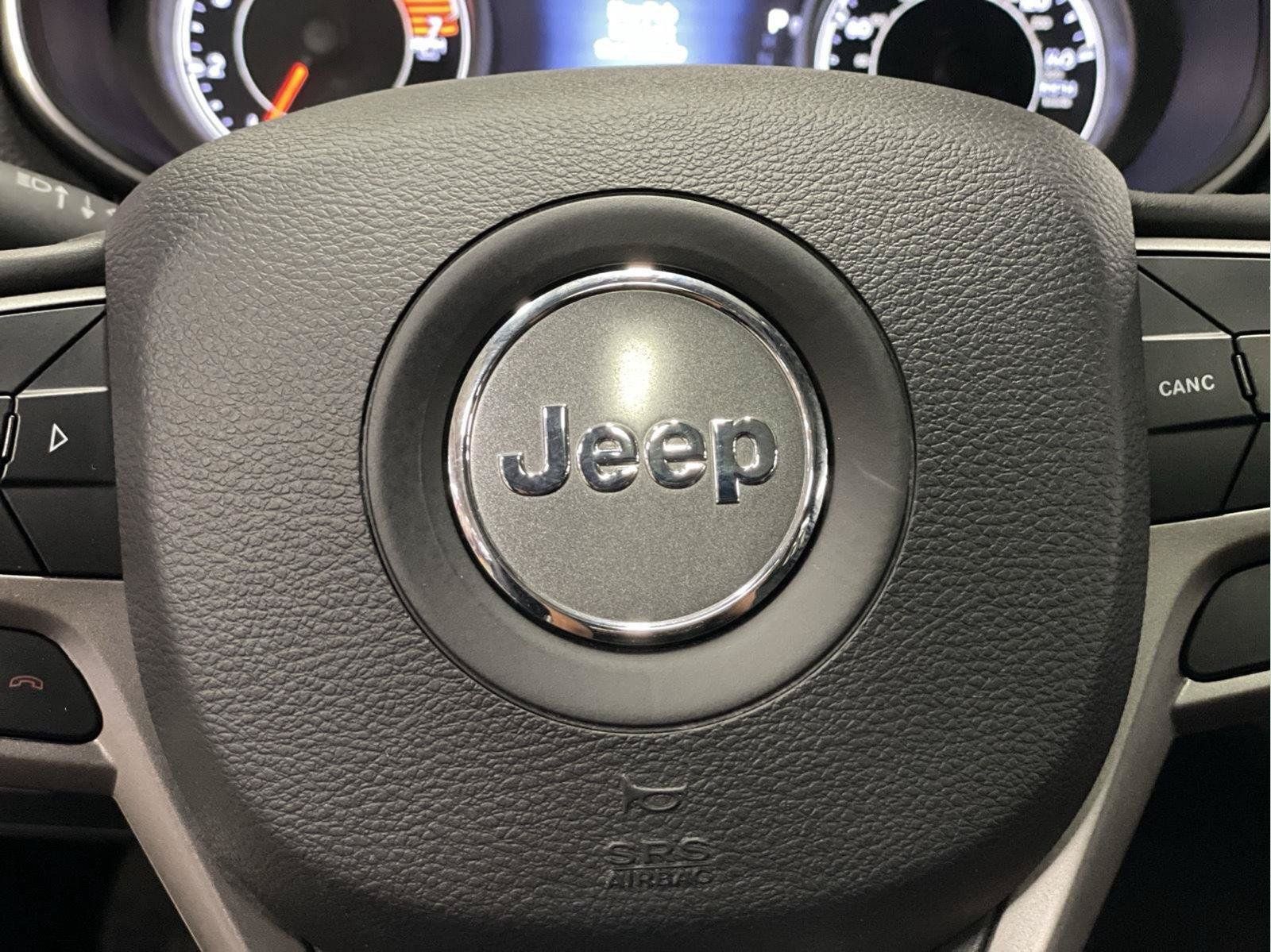 Used 2019 Jeep Cherokee Limited AWD/4WD image 20