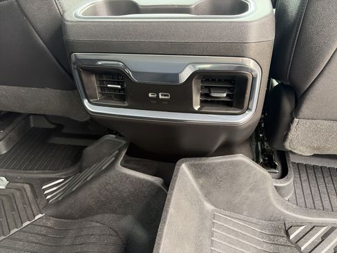 Used 2023 Chevrolet Silverado 1500 LTZ AWD/4WD image 16