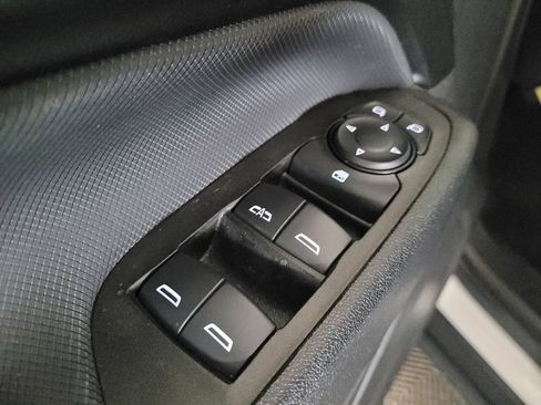 Used 2023 Chevrolet Equinox RS FWD image 27