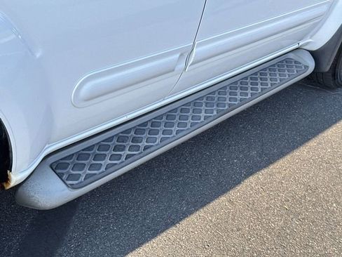 Used 2008 Nissan Pathfinder SE w/ Leather Pkg image 21