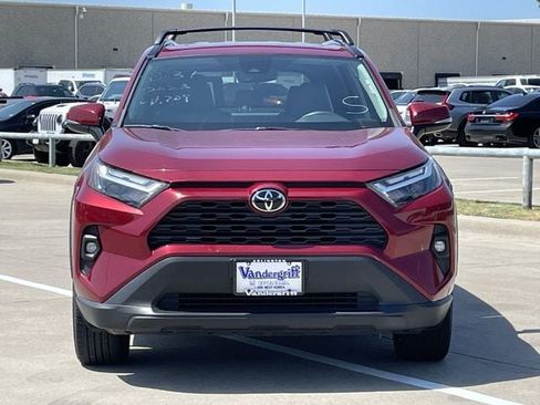 Used 2023 Toyota RAV4 XLE Premium FWD image 7