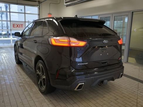 Certified 2020 Ford Edge ST w/ Cold Weather Package AWD/4WD image 11