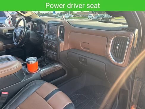 Used 2019 Chevrolet Silverado 1500 High Country w/ Technology Package AWD/4WD image 19