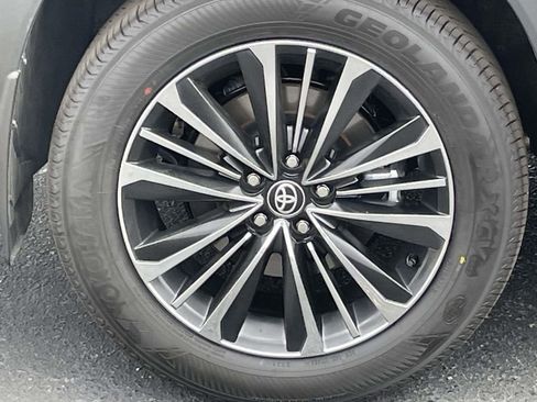 New 2026 Toyota Grand Highlander AWD Hybrid image 14