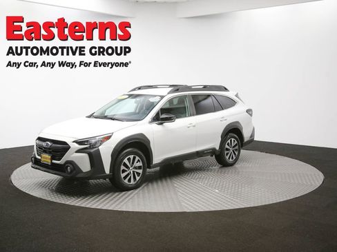 Used 2024 Subaru Outback Premium AWD/4WD image 47