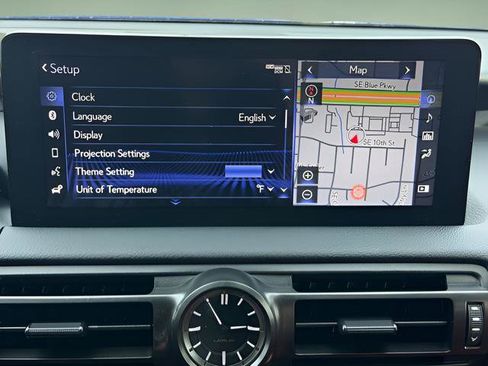 Used 2025 Lexus IS 350 F Sport w/ Navigation Package image 19