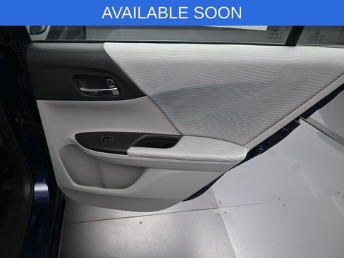 Used 2016 Honda Accord LX image 32