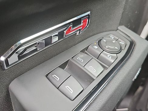 Used 2025 GMC Sierra 1500 AT4 AWD/4WD image 26