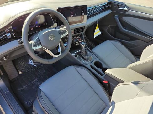 New 2026 Volkswagen Jetta SE image 16