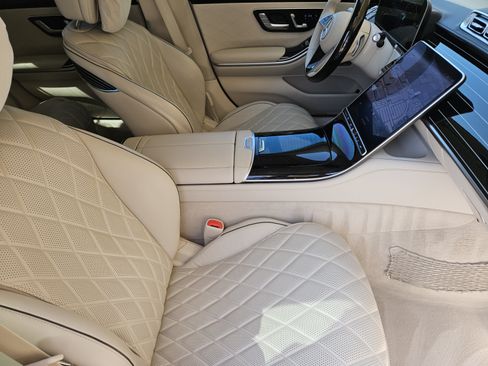 Used 2022 Mercedes-Benz S 580 4MATIC Sedan image 11