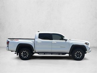 Used 2020 Toyota Tacoma TRD Off-Road w/ TRD Premium Off Road Package AWD/4WD video 4