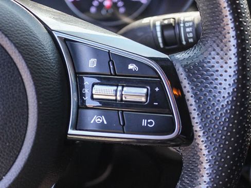 Used 2022 Kia Forte GT-Line image 33