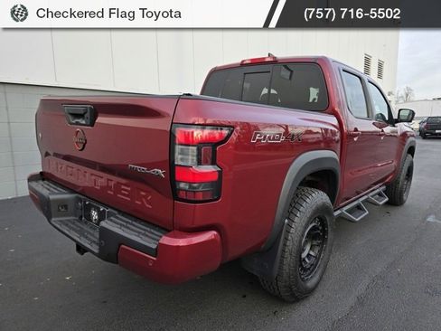 Used 2022 Nissan Frontier PRO-4X image 7