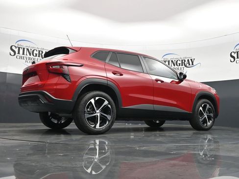 Used 2026 Chevrolet Trax RS image 23