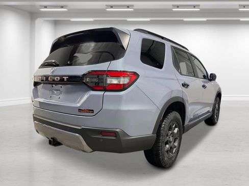 New 2026 Honda Pilot TrailSport image 5