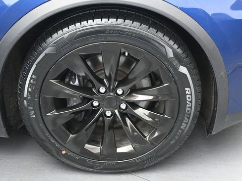 Used 2016 Tesla Model X 90D image 36