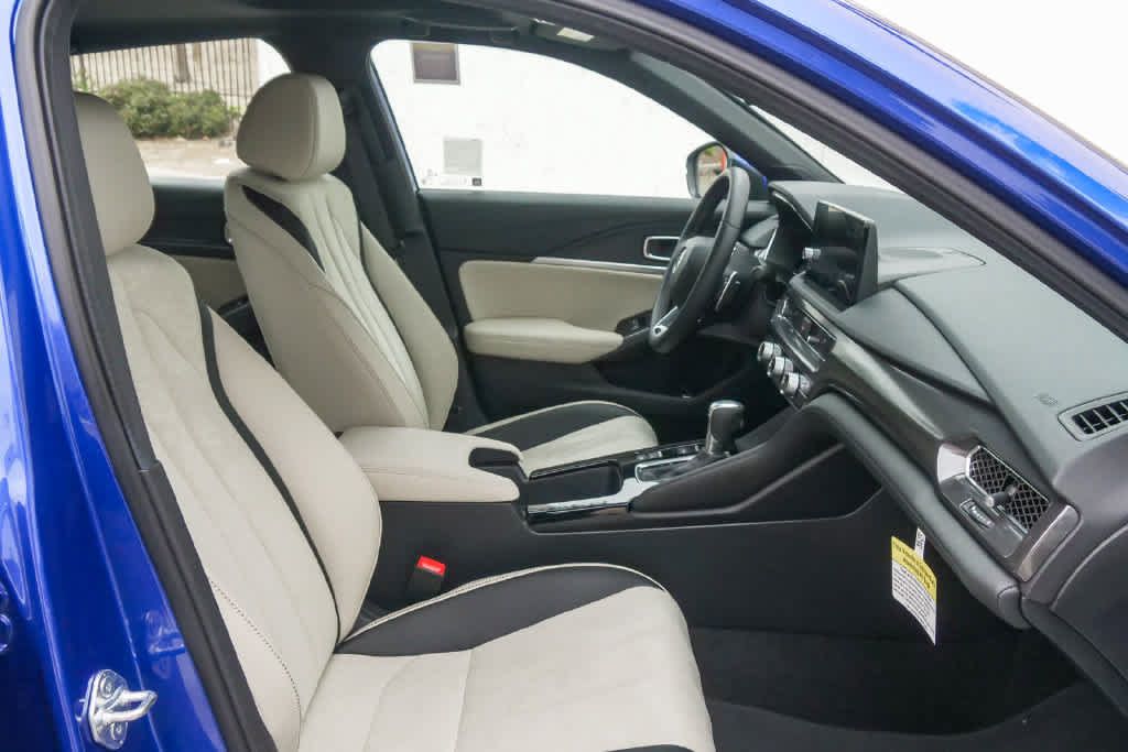 Used 2025 Acura Integra A-Spec w/ Technology Package FWD image 15