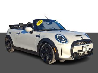 Certified 2024 MINI Cooper S video 1