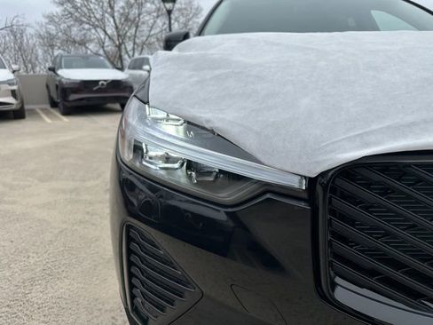 New 2026 Volvo XC60 B5 Core w/ Climate Package image 10