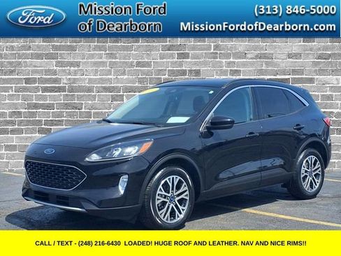 Used 2020 Ford Escape SEL image 2