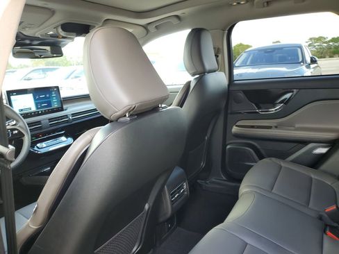 New 2026 Lincoln Corsair Grand Touring AWD/4WD image 10