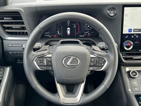 Used 2025 Lexus GX 550 image 37