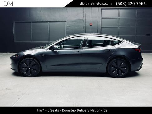 Used 2025 Tesla Model 3 Long Range RWD image 4