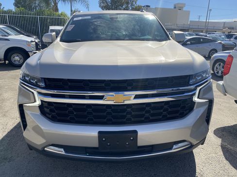 Used 2021 Chevrolet Tahoe LS RWD image 3