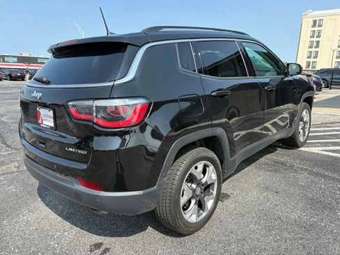 Used 2018 Jeep Compass Limited w/ Navigation Group AWD/4WD image 5