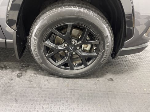 Used 2022 Toyota RAV4 LE image 29