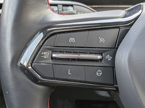Certified 2024 Chevrolet Traverse RS FWD image 24