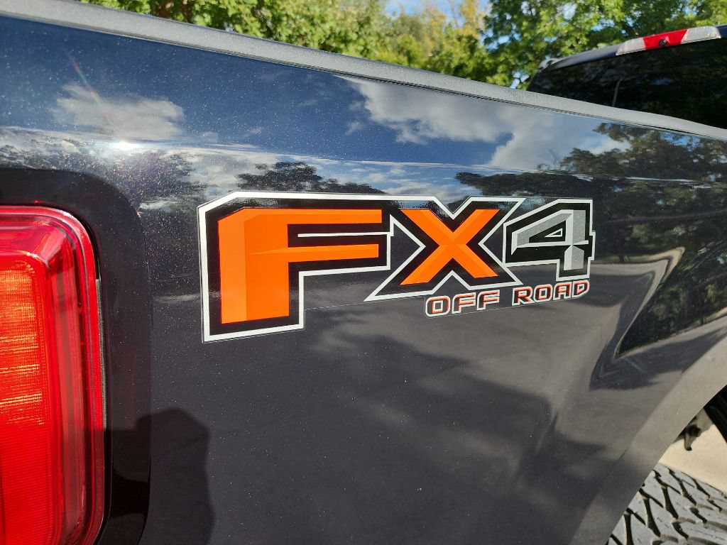Used 2019 Ford F350 Lariat w/ Lariat Ultimate Package AWD/4WD image 12